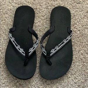 Rip curl black flip flops